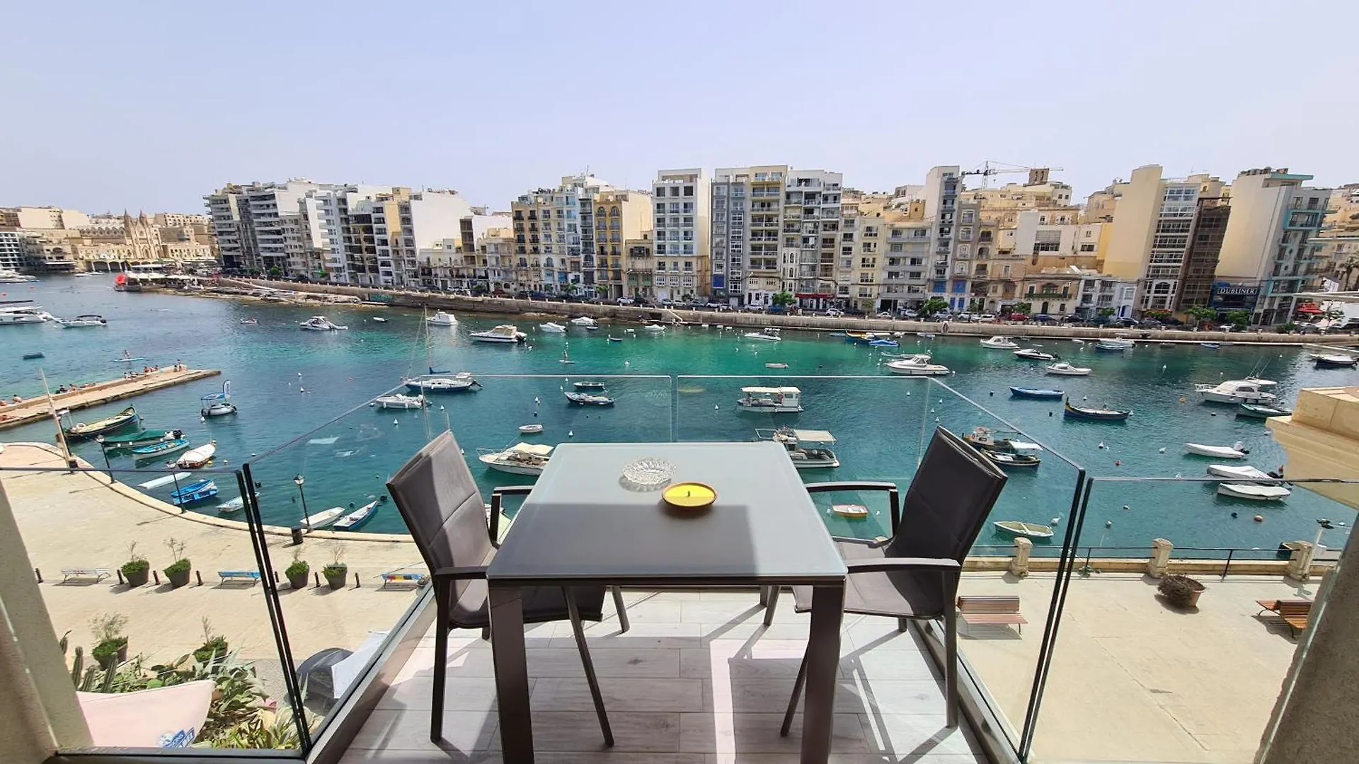 Supreme Seafront Apt With Balcony In St.Julian\'S contacts
